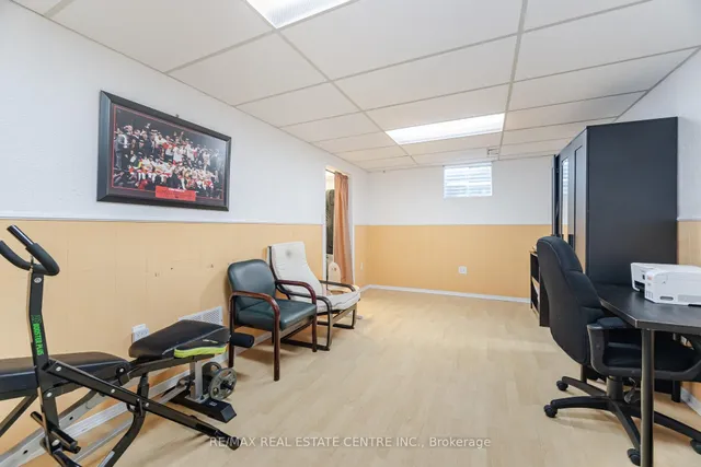 Additional image 27 of 54 Royal Palm Dr