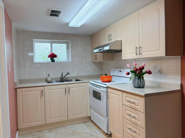 Additional image 21 of 32 Garden Park Ave