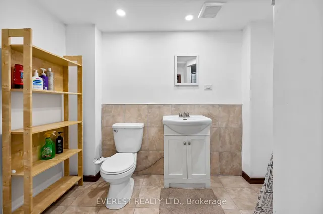 Additional image 36 of 41 JUNIPER Dr