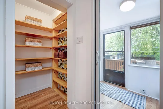 Additional image 17 of 162 Rhodes Ave