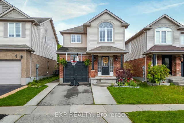 453 Beaumont Cres