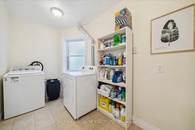 Additional image 31 of 214 Woodbine Ave