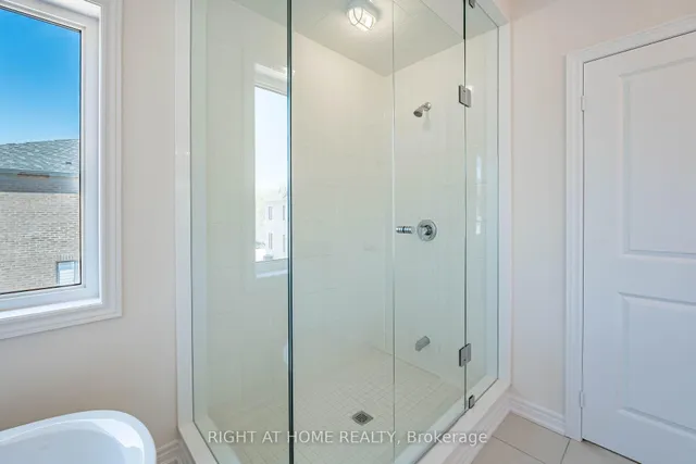 Additional image 26 of 863 Plum Pl