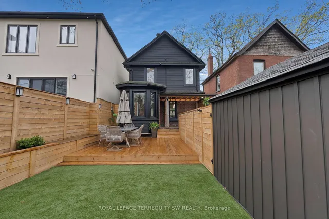 Additional image 46 of 17 Queensbury Ave