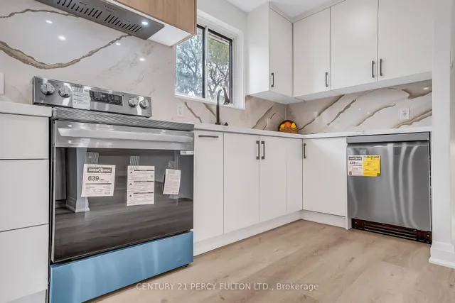 Additional image 12 of 33 Pettibone Sq