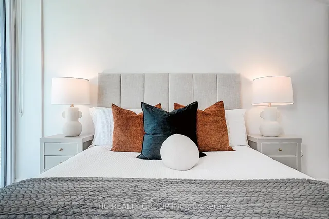 Additional image 22 of 135 Lower Sherbourne St Unit 1832