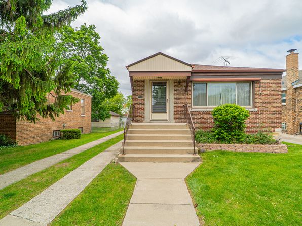 13122 S Escanaba Ave, Chicago, IL 60633