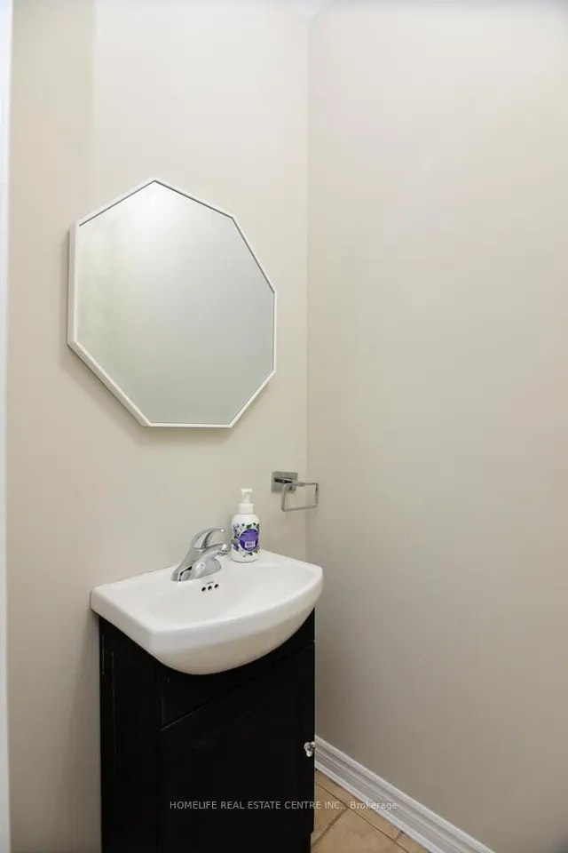 Additional image 22 of 12 Malwood Crt