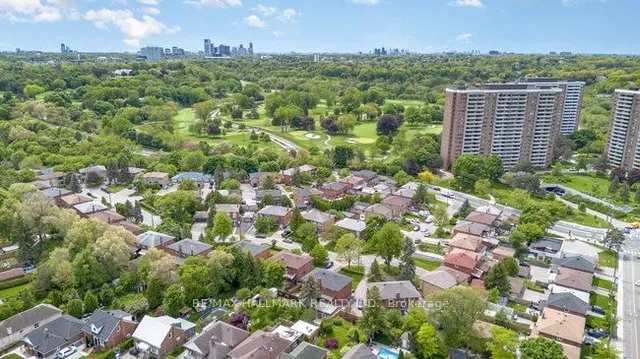 Additional image 35 of 35 Clairton Cres