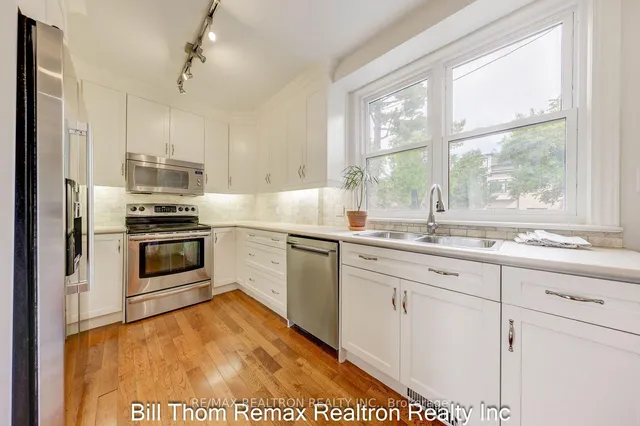 Additional image 17 of 206 Burndale Ave