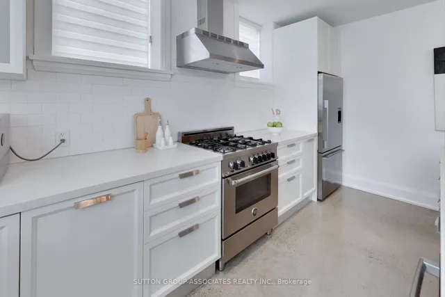 Additional image 13 of 1733 Bathurst St Unit 1A