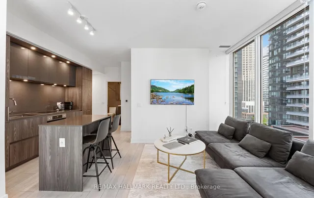 Additional image 14 of 35 Mercer St Unit 1114