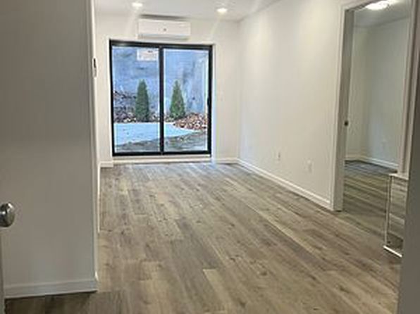2590 Heath Ave #2, Bronx, NY 10463