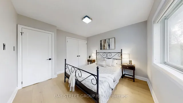 Additional image 28 of 4022 Bloor St