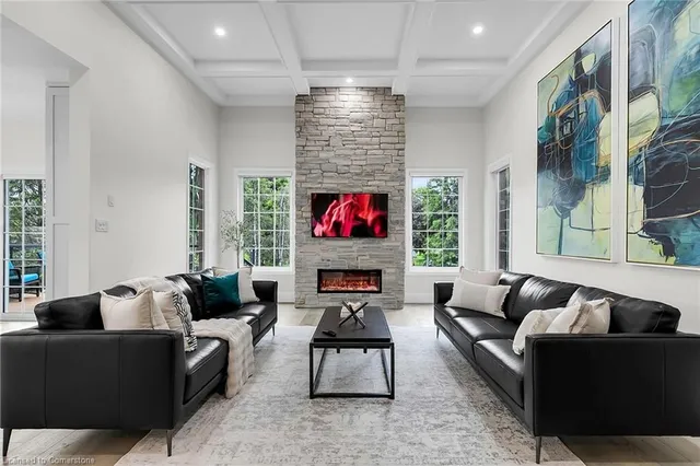 Additional image 32 of 108 Dirksen Crt