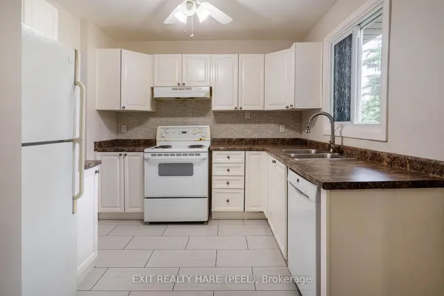 Additional image 34 of 93 Hansen Rd Unit 51