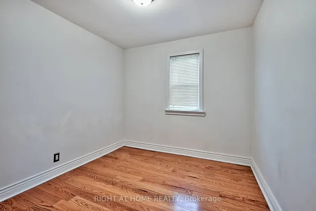 Additional image 11 of 90 Woodward Ave