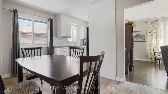 Additional image 10 of 45 Bond St