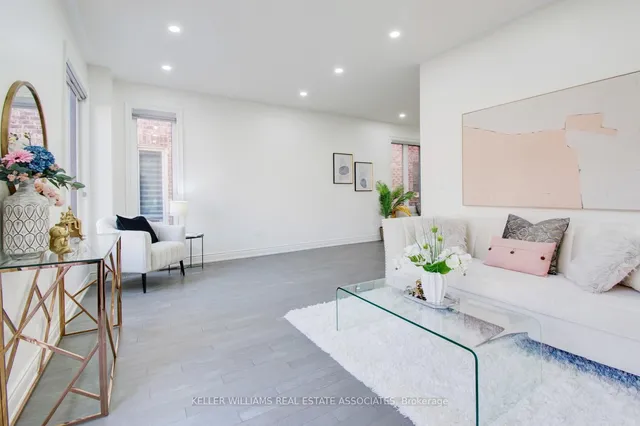 Additional image 18 of 27 Quinton Rdge