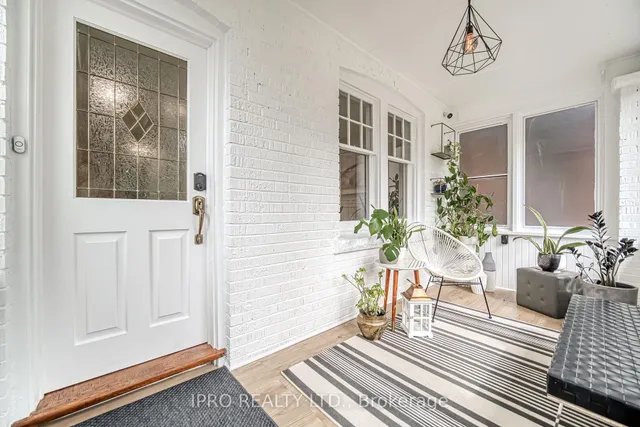 Additional image 4 of 962 Logan Ave