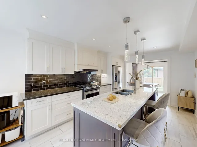 Additional image 7 of 168 Kingsbridge Garden Circ