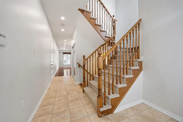 Additional image 5 of 165 Palacebeach Tr