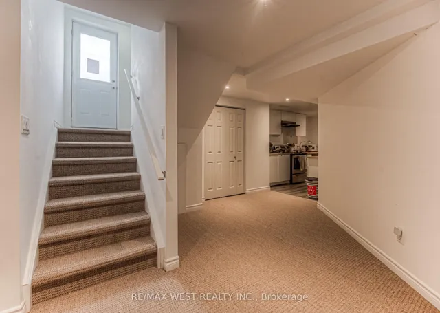 Additional image 39 of 57 Creek Ridge St