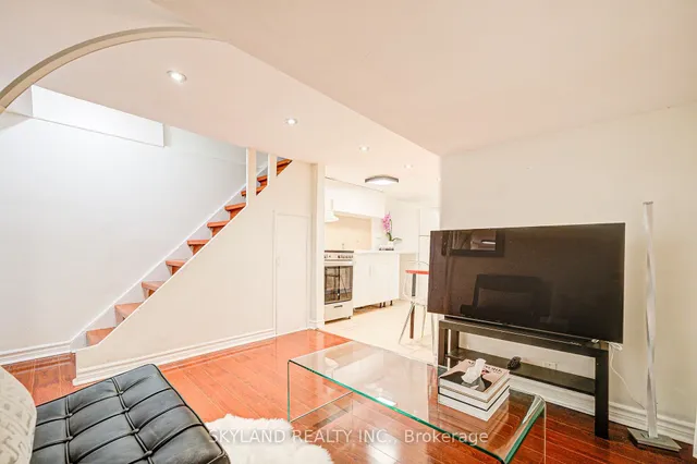 Additional image 36 of 77 Shanly St