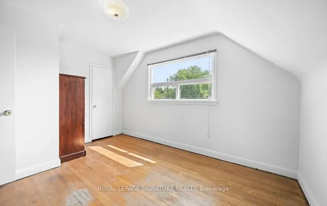 Additional image 24 of 129 Allenby Ave