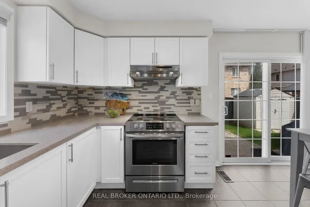 Additional image 14 of 157 Fandango Dr