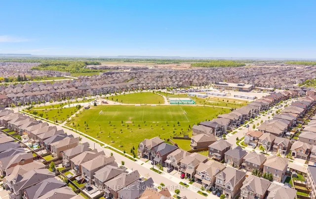 Additional image 44 of 102 Grovewood Common Unit 629