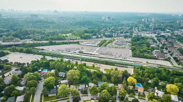 Additional image 36 of 53 Regency Sq