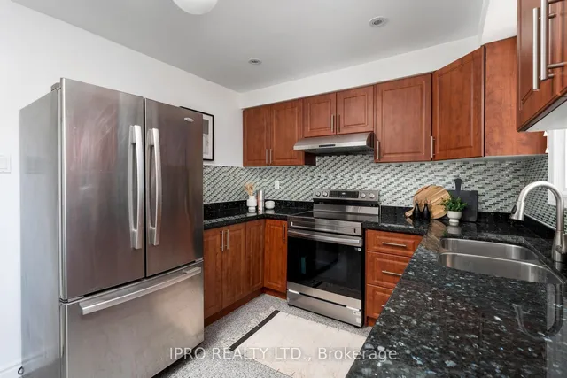 Additional image 15 of 610 Greenwood Ave