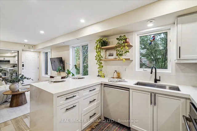 Additional image 8 of 22 Laidlaw St Unit 1233C