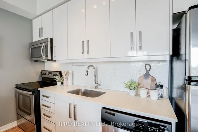 Additional image 13 of 5101 Dundas St Unit 406