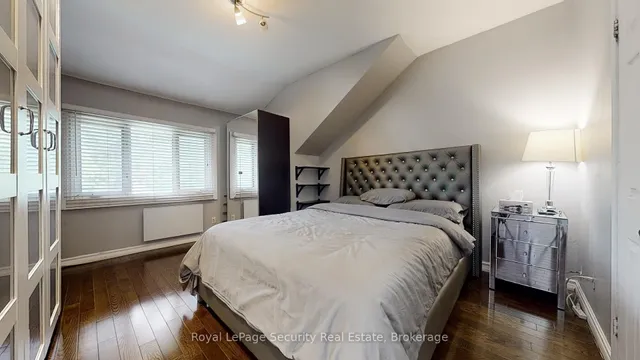 Additional image 25 of 35 Regal Rd