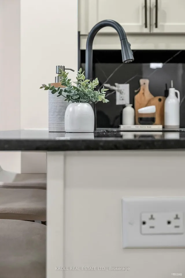 Additional image 9 of 701 Sheppard Ave Unit 229