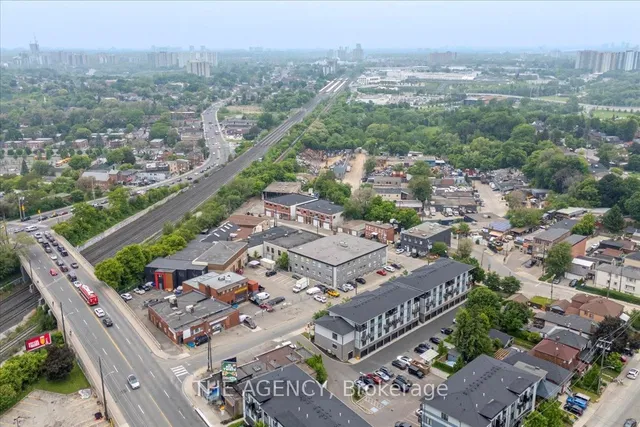 Additional image 35 of 7 Forbes Ave