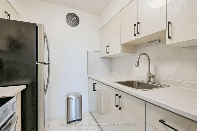 Additional image 11 of 940 Caledonia Rd Unit 611