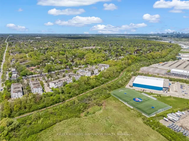 Additional image 30 of 1050 Falgarwood Dr Unit 121