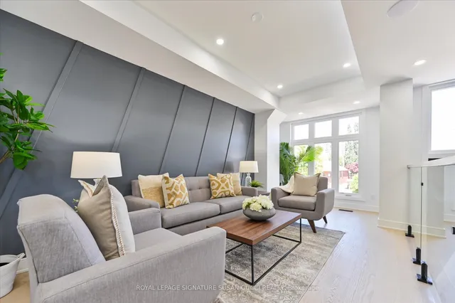 Additional image 5 of 354 Woodmount Ave