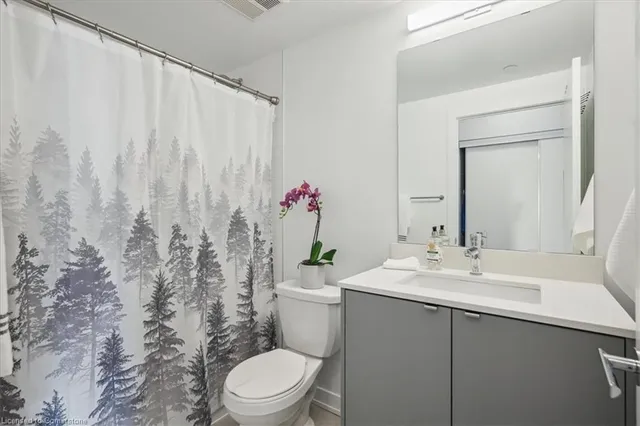 Additional image 6 of 3200 Dakota Common Unit B817