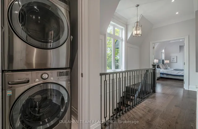 Additional image 36 of 157 Florence Ave