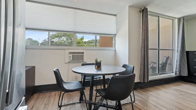 Additional image 10 of 1950 Main St Unit 408