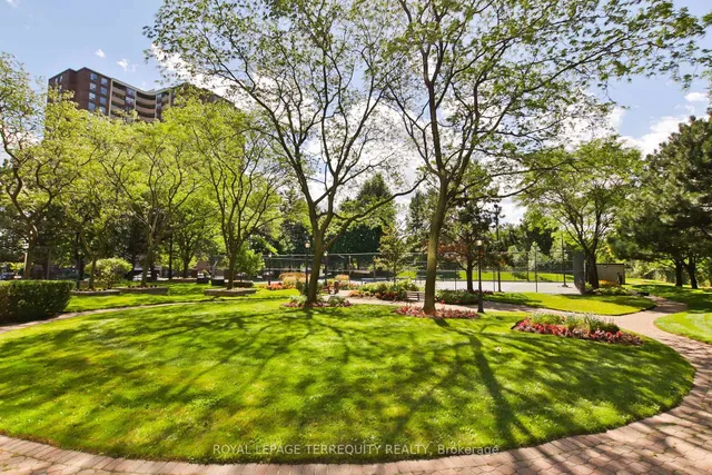 Additional image 32 of 40 Richview Rd Unit 1907