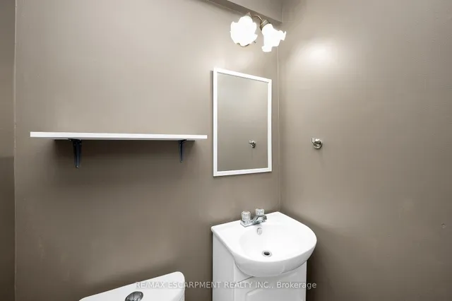 Additional image 15 of 5017 Pinedale Ave Unit 21