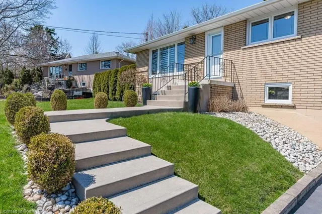 Additional image 2 of 77 Hill Crest