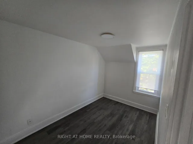 Additional image 11 of 36 Beechwood Ave