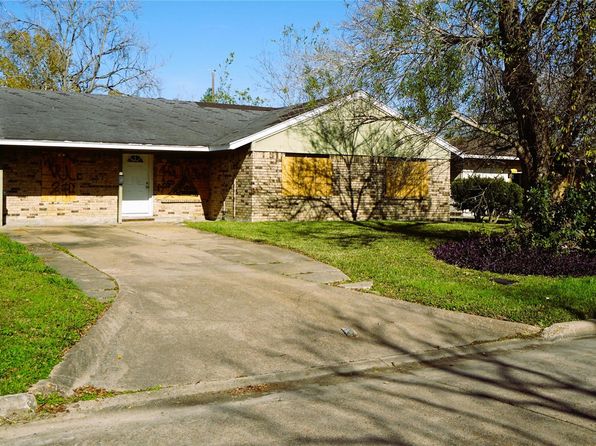 Property image for 5615 Bayfield Dr, Houston, TX 77033