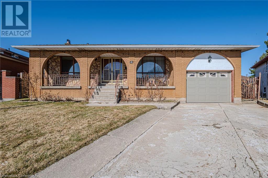 20 HARVARD Place|Hamilton, Ontario L9B1S2